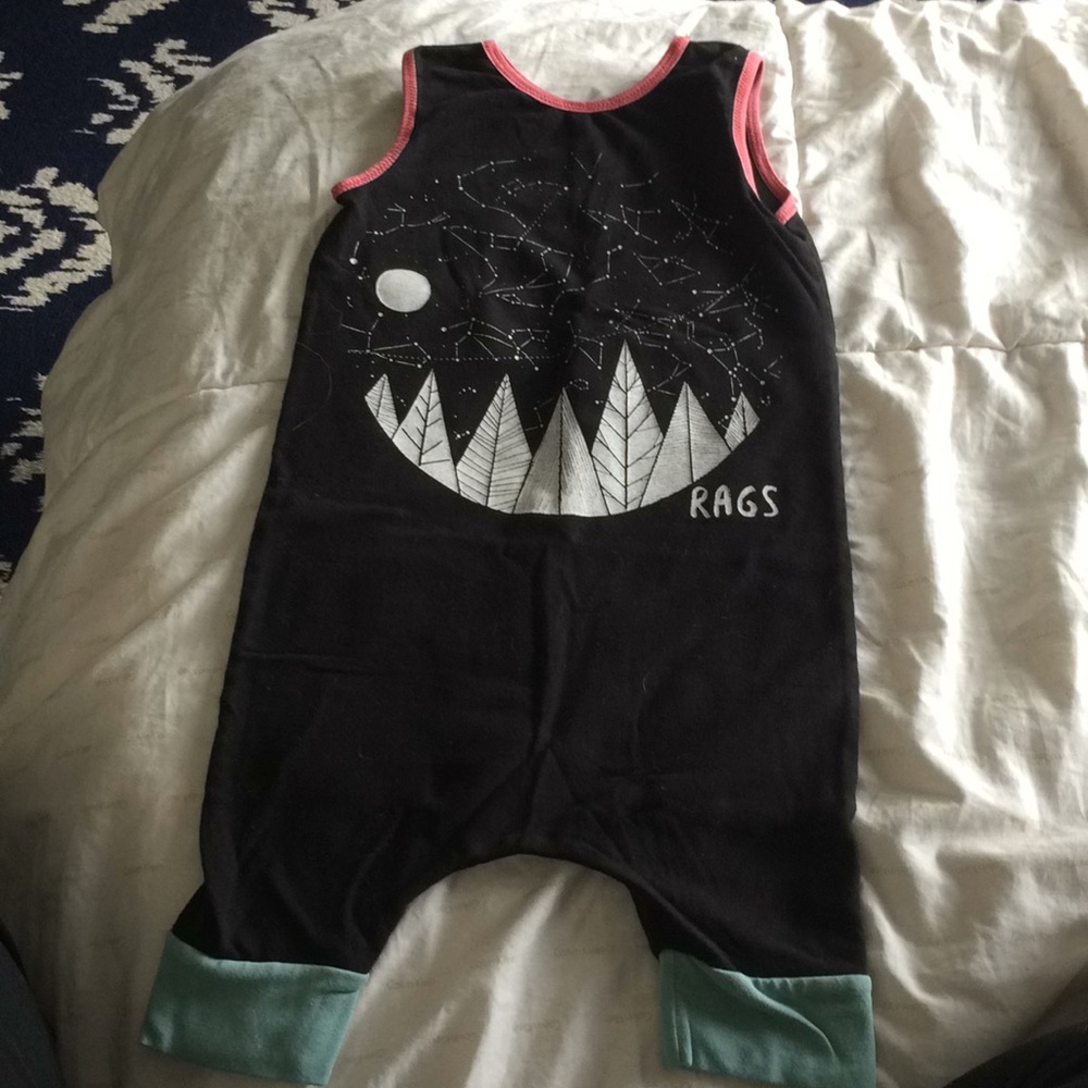 RAGS romper